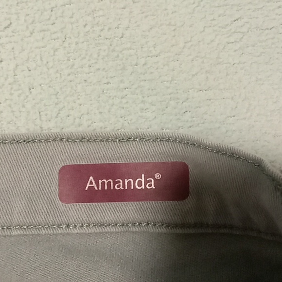 Women's Gloria Vanderbilt teal jeans - Picture 4 of 6